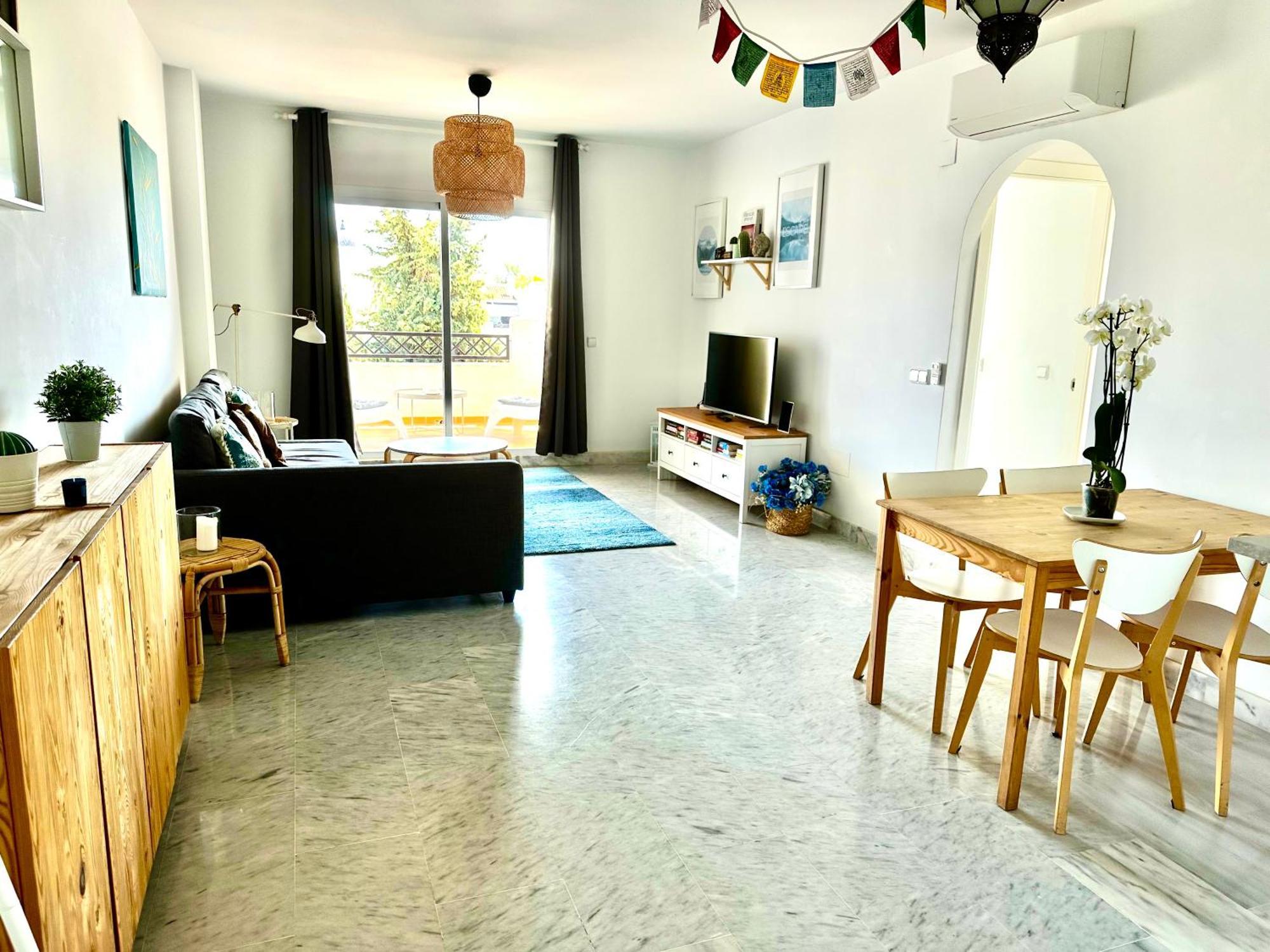 Bright Apartment 300M From The Beach Sitio de Calahonda المظهر الخارجي الصورة